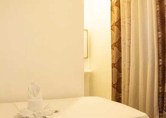 Hotel Arnold's Pooc