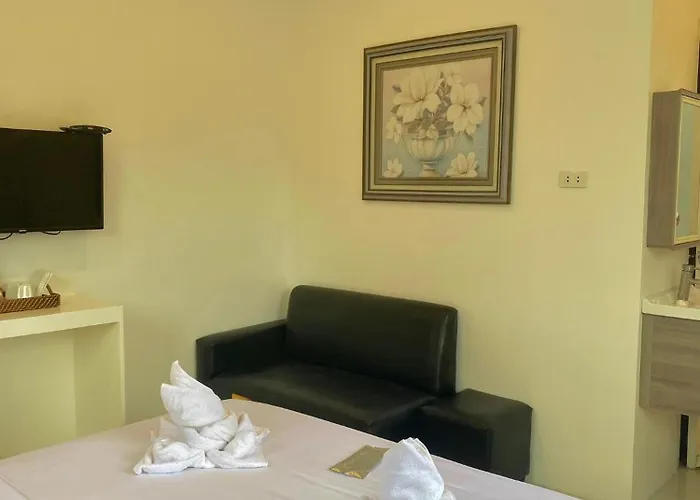 Hotel Arnold's Pooc